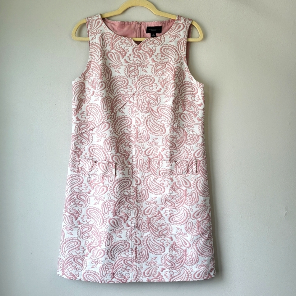 Victoria Beckham Target blush paisley jacquard sleeveless shift dress Sz M